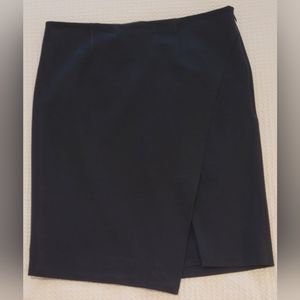 White House Black Market Skirt in Size 10.